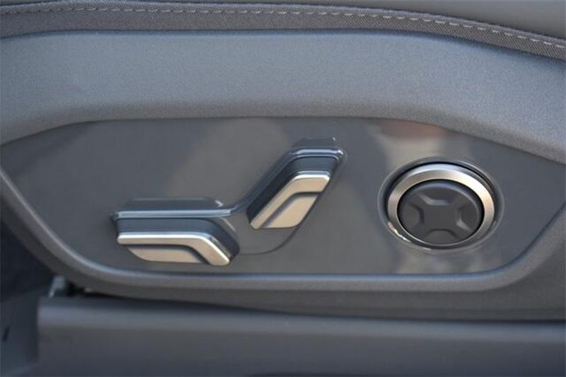 New 2026 Kia EV9 WindImage 26