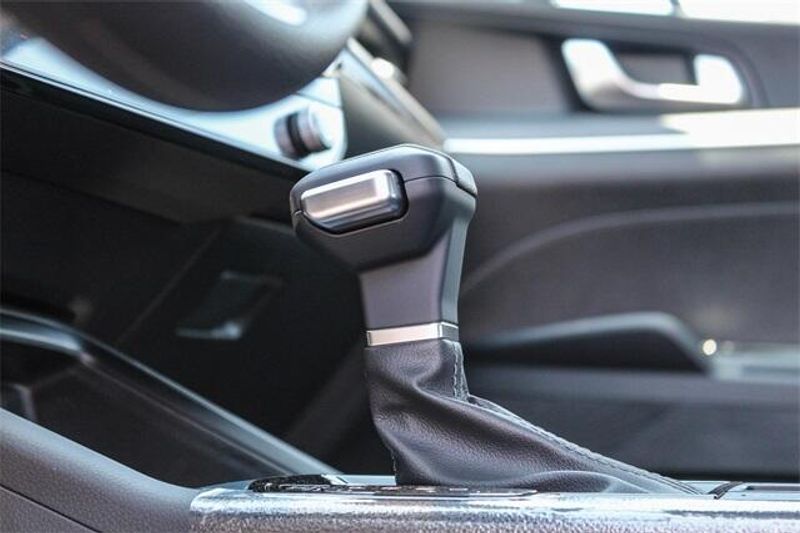New 2025 Kia K5 LXSImage 23