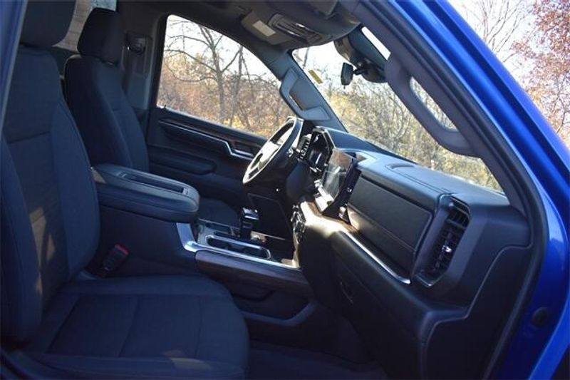 Used 2022 Chevrolet Silverado 1500 LTImage 13