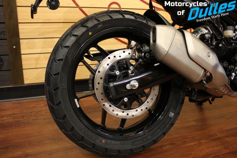 New 2026 Royal Enfield Guerrilla 450 Image 9