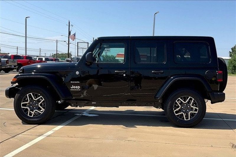 2024 Jeep Wrangler 4-door SaharaImage 14