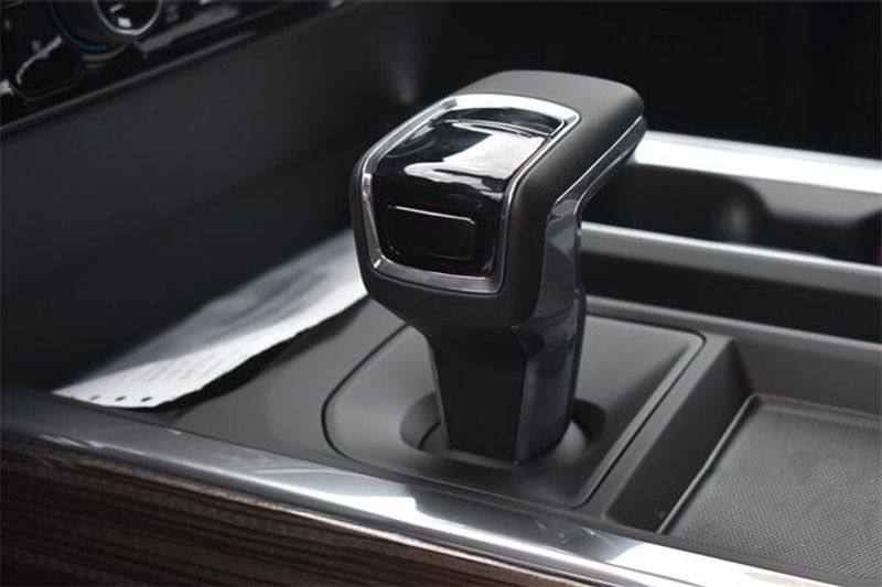 New 2025 Chevrolet Silverado 1500 LTImage 22