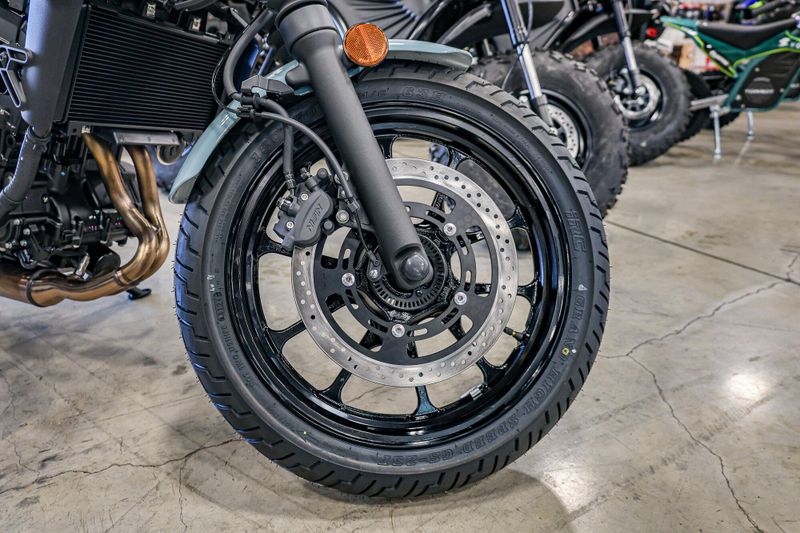NEW 2025 KAWASAKI ELIMINATOR SE ABS Image 7