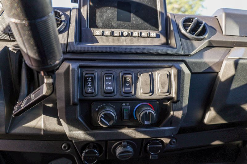 NEW 2026 POLARIS RANGER CREW XP 1000 NORTHSTAR EDITION PREMIUM Image 23