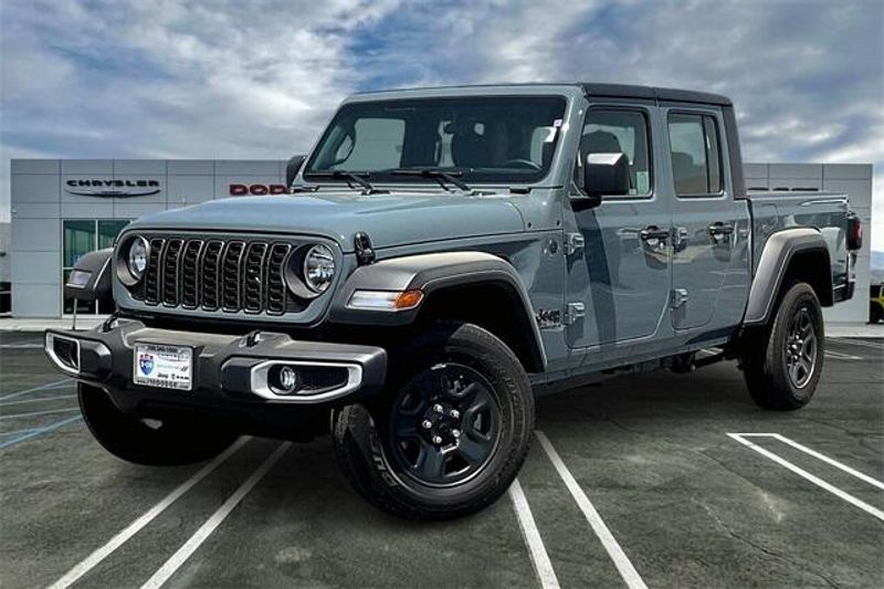 2024 Jeep Gladiator Sport 4x4Image 1