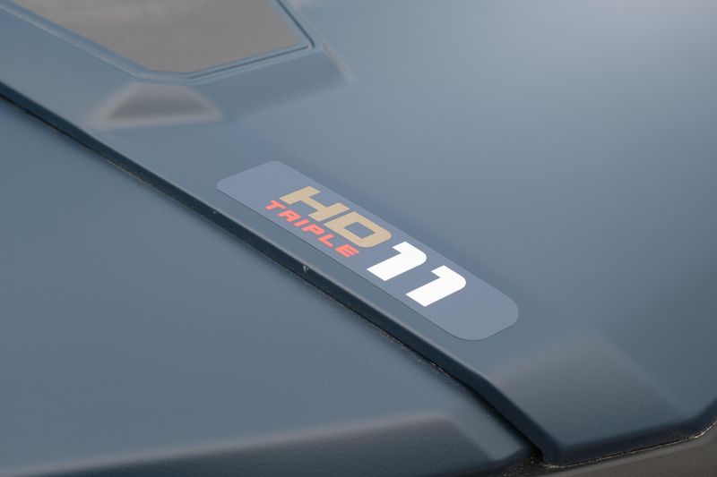 NEW 2026 CAN-AM DEFENDER MAX XT CAB HD11 WITH 1025 INCH TOUCHSCREEN Image 12