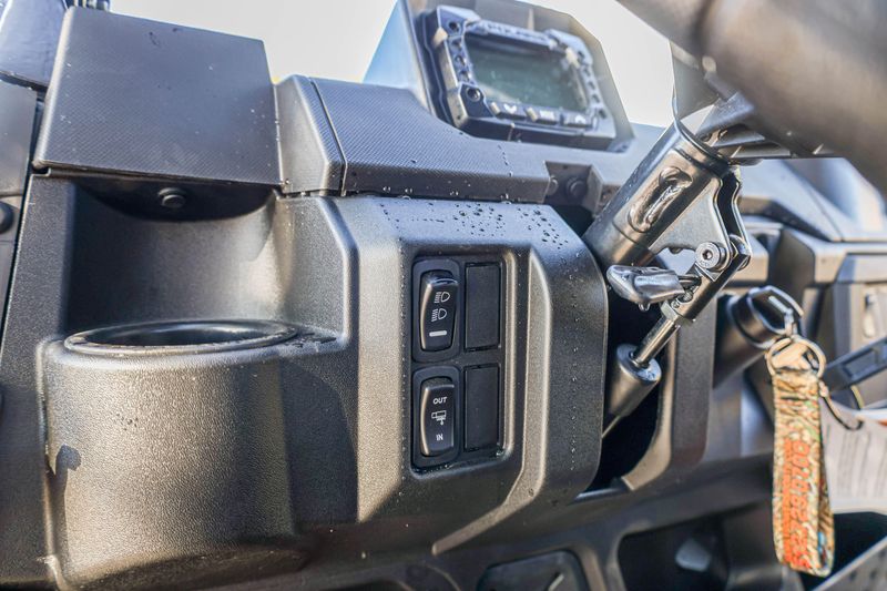 NEW 2026 POLARIS RANGER CREW 1000 PREMIUM Image 6
