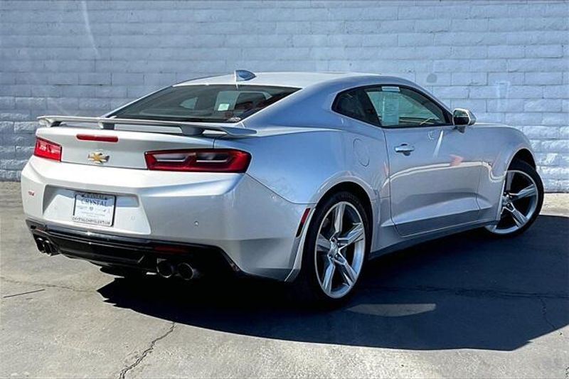 2016 Chevrolet Camaro SSImage 13