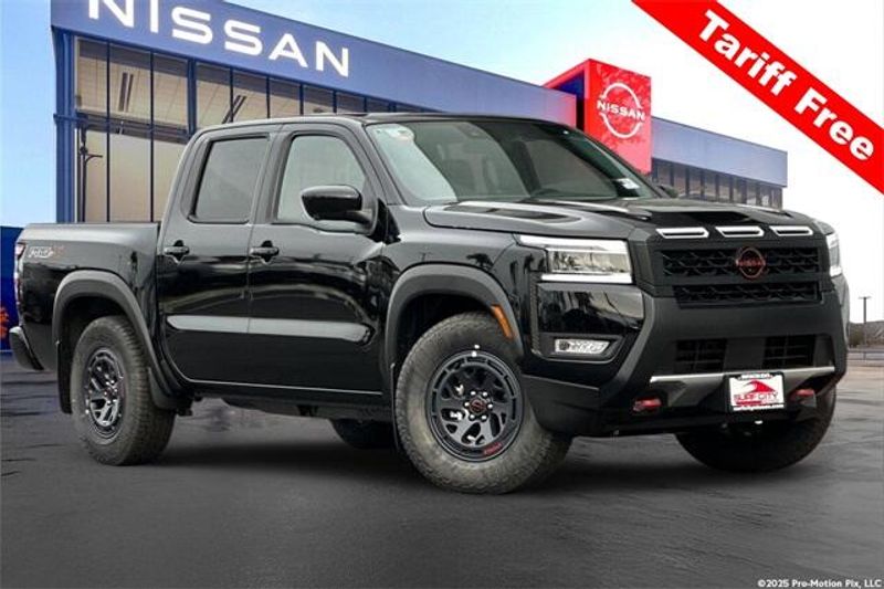 New 2025 Nissan Frontier PRO-XImage 1