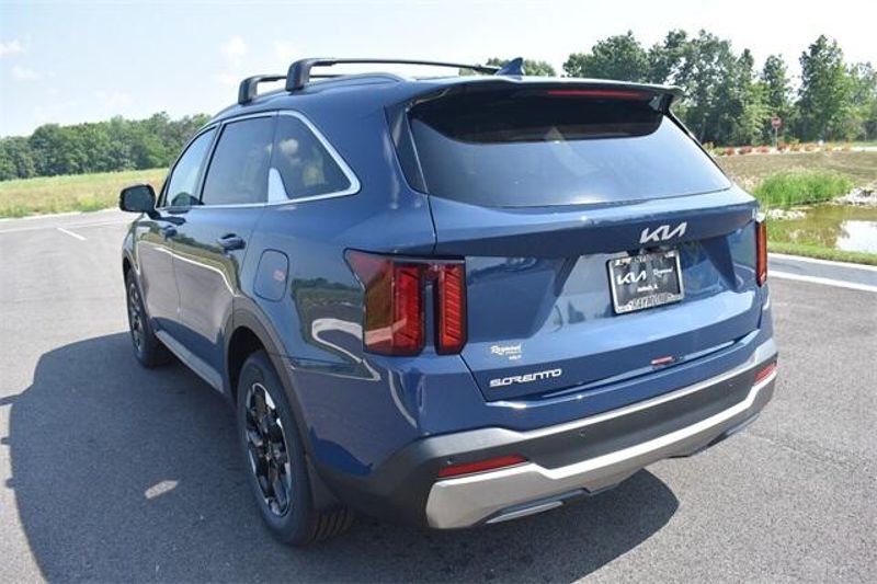 New 2025 Kia Sorento SImage 5