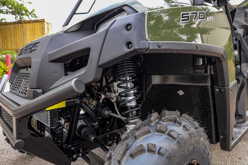 New 2025 Polaris RANGER CREW 570 FULLSIZE  SAGE GREEN Image 22