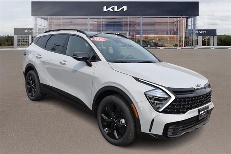 2025 Kia Sportage X-LineImage 1