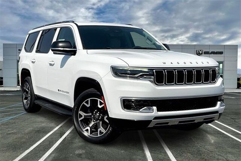 2023 Jeep Wagoneer Series IIIImage 12
