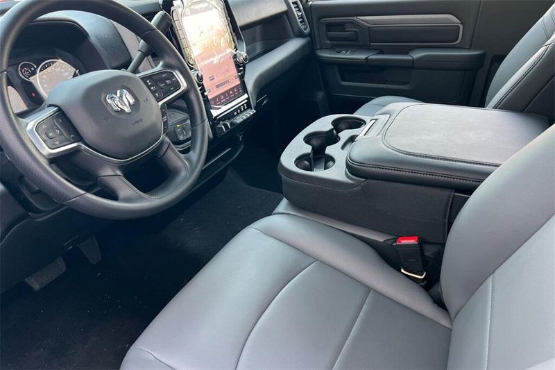 2026 Ram 2500 Tradesman photo 10
