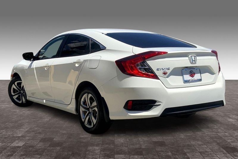 2018 Honda Civic LX photo 10