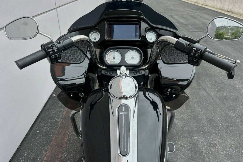 2022 Harley-Davidson Road GlideImage 14