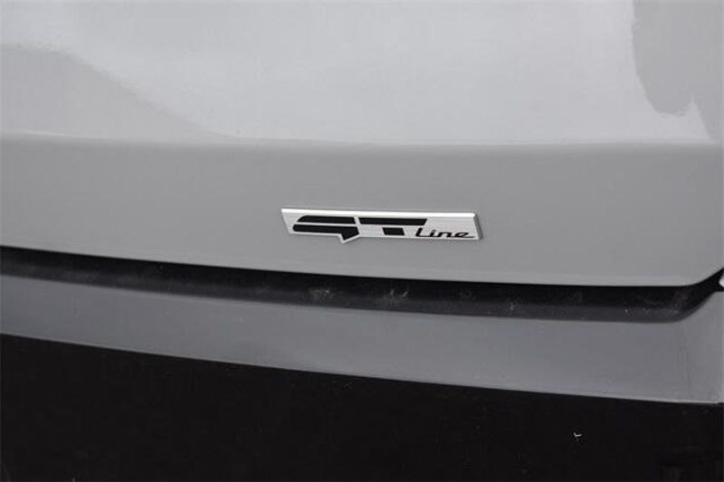 New 2026 Kia EV9 GT-LineImage 17