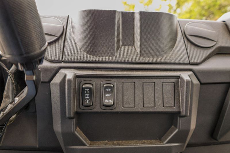 NEW 2026 POLARIS RANGER CREW XP 1000 PREMIUM Image 10
