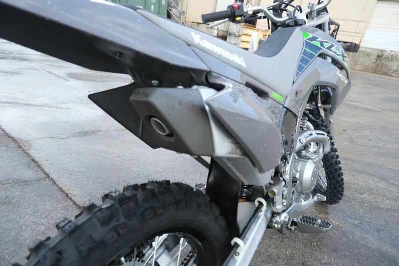 2025 Kawasaki KLX140R LImage 12