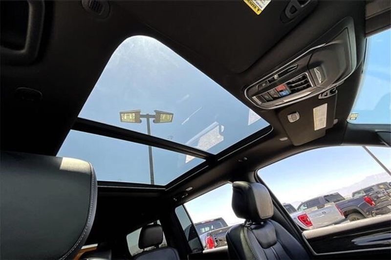 2022 Jeep Wagoneer Series IIImage 29