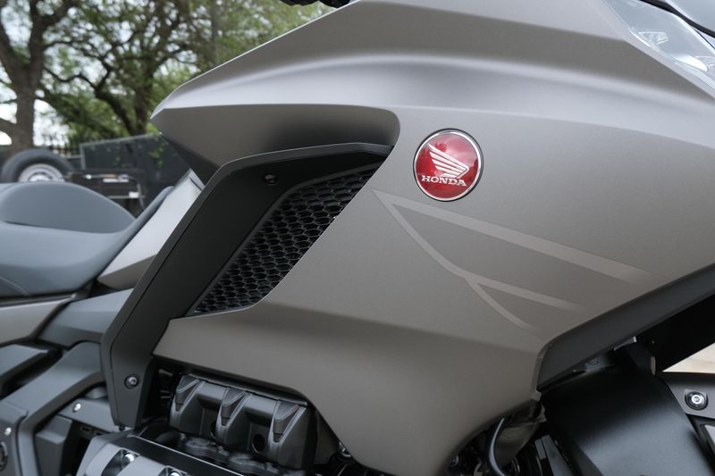NEW 2026 HONDA GOLDWING Image 10