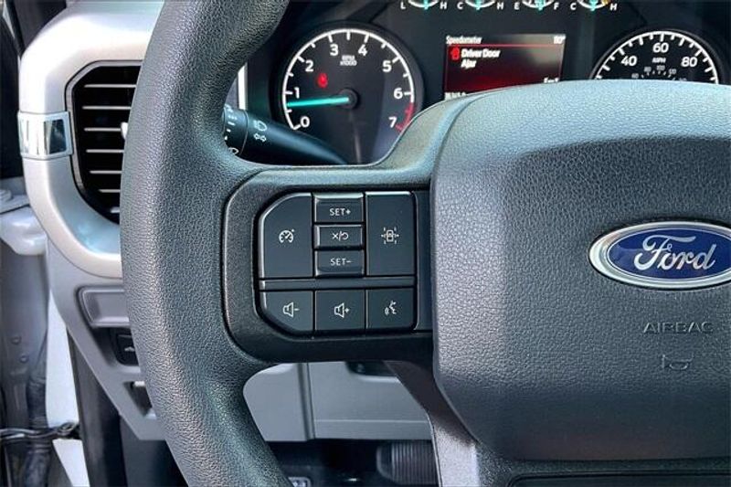2023 Ford F-150 XLTImage 18