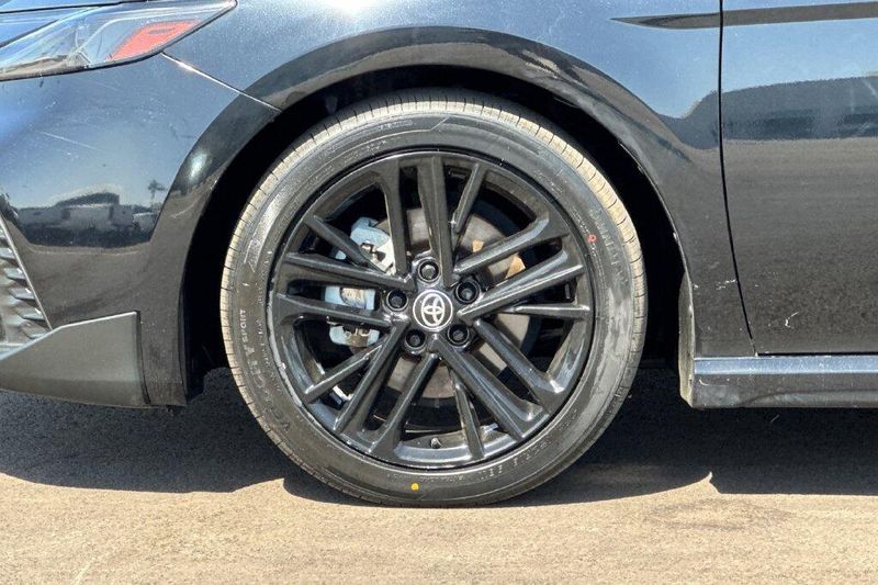 Used 2025 Toyota Camry SEImage 23