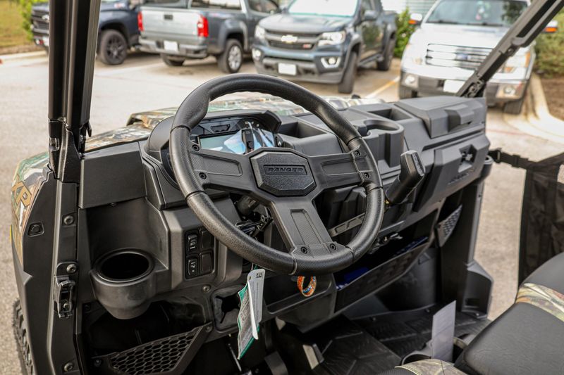 NEW 2025 POLARIS RANGER CREW XP 1000 PREMIUM Image 22