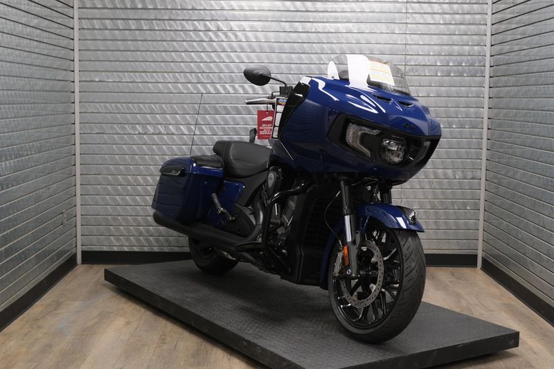 NEW 2025 INDIAN MOTORCYCLE CHALLENGER DARK HORSE Image 1