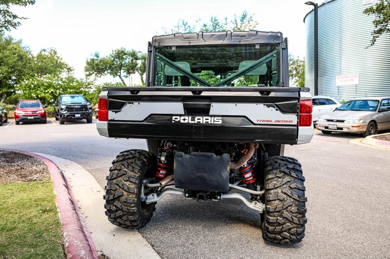 2022 Polaris RGR CREW XP 1000 NS TRAIL BOSS RCR  GRAY TRAIL BOSS Image 16