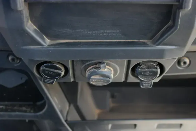 2025 Polaris RANGER CREW XP 1000 PREMIUM STEALTH GRAY Image 9