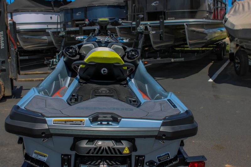 2025 SEADOO RXPX 325 WITH SOUND SYSTEM ICE METAL AND MANTA GREEN Image 10