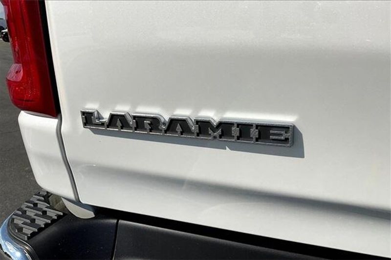 2025 RAM 1500 Laramie Crew Cab 4x4 5