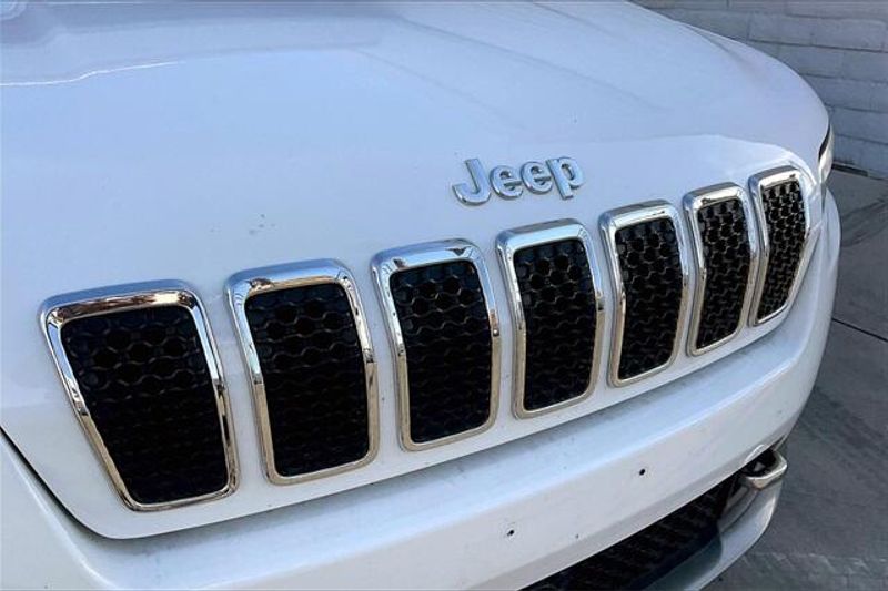 2022 Jeep Cherokee LimitedImage 30