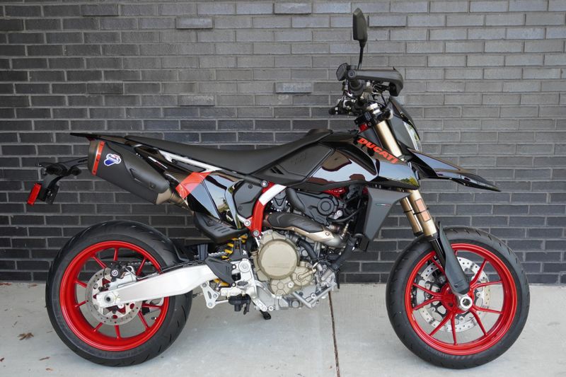 New 2027 Ducati HYPERMOTARD 698 MONO 