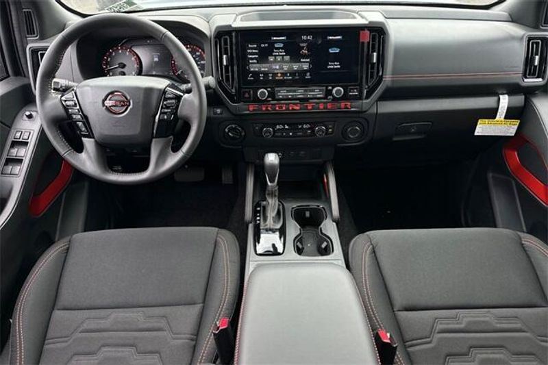 New 2025 Nissan Frontier PRO-4XImage 10