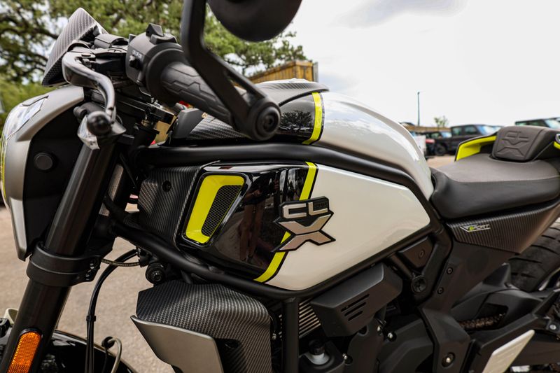 USED 2023 CFMOTO 700CL-X Image 10