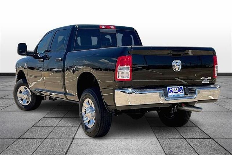 2024 RAM 2500 Tradesman Crew Cab 4x4 6