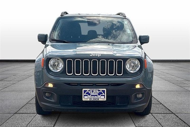 2018 Jeep Renegade LatitudeImage 3