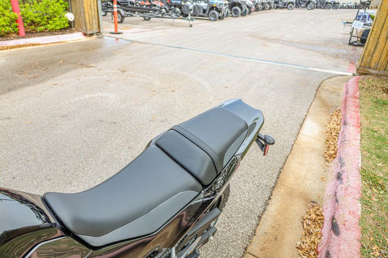 NEW 2026 KAWASAKI KLE 500 ABS Image 6