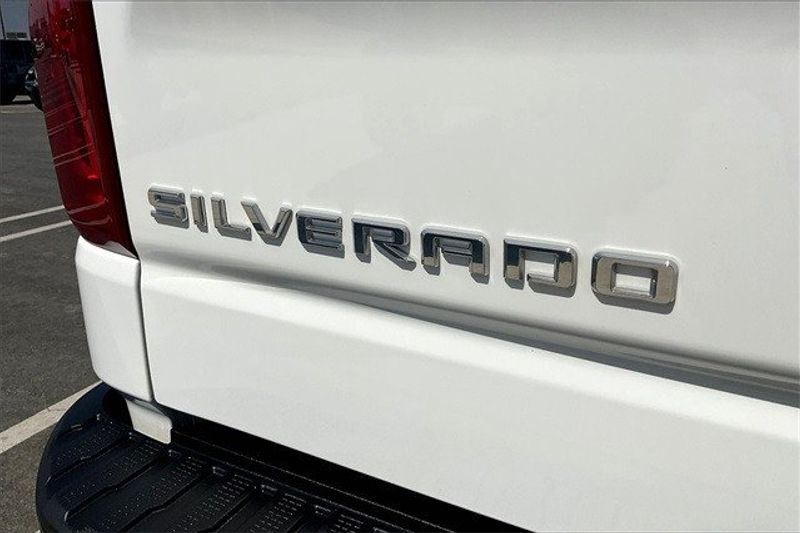 2022 Chevrolet Silverado 1500 ZR2Image 31