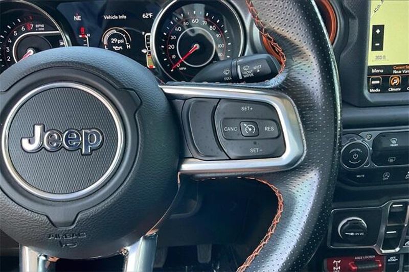 2021 Jeep Gladiator MojaveImage 19