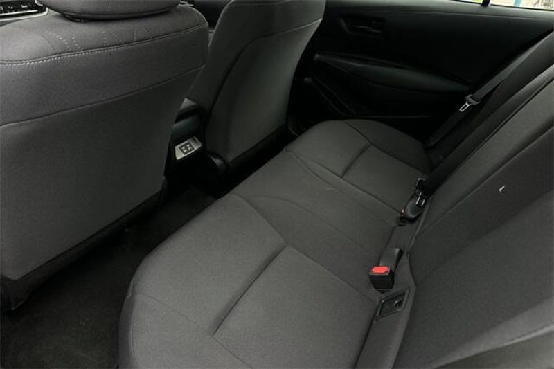 2024 Toyota Corolla LEImage 10