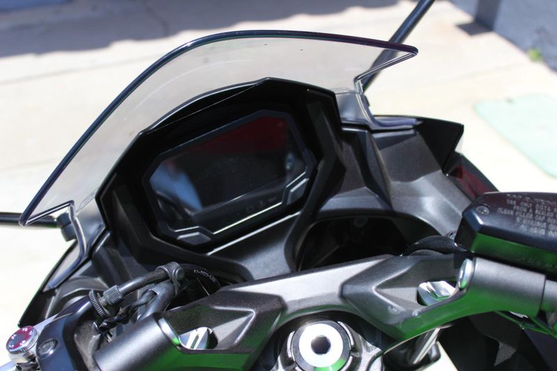 2023 Kawasaki NINJA 650 Image 9