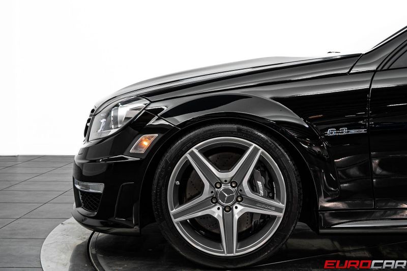 2012 Mercedes-Benz C-Class C 63 AMG *CARBON INTERIOR TRIM * SUNROOF*Image 13