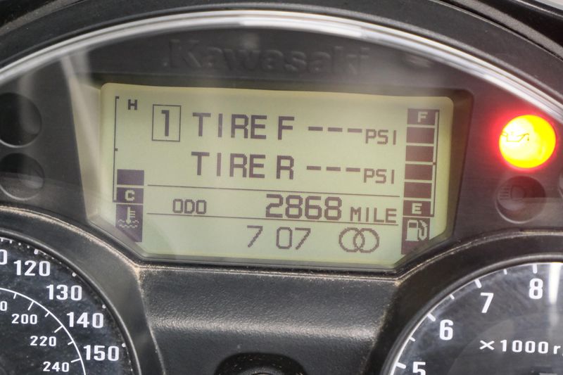 USED 2014 KAWASAKI CONCOURS 14 ABS Image 21