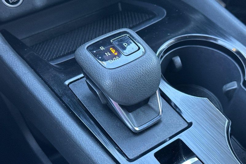 Used 2023 Nissan Rogue SVImage 24