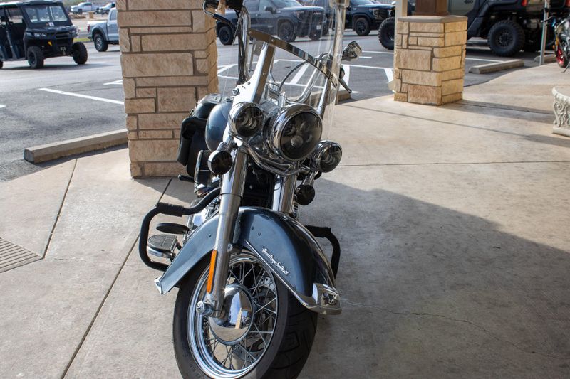USED 2015 HARLEY SOFTAIL HERITAGE CLASSIC Image 3