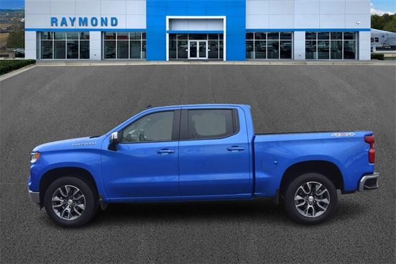 Used 2025 Chevrolet Silverado 1500 LTImage 6