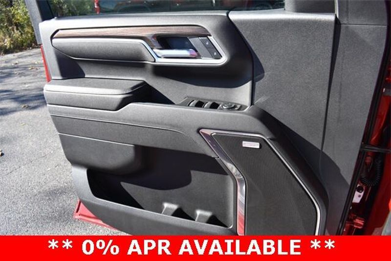 Used 2025 Chevrolet Silverado 1500 RSTImage 33